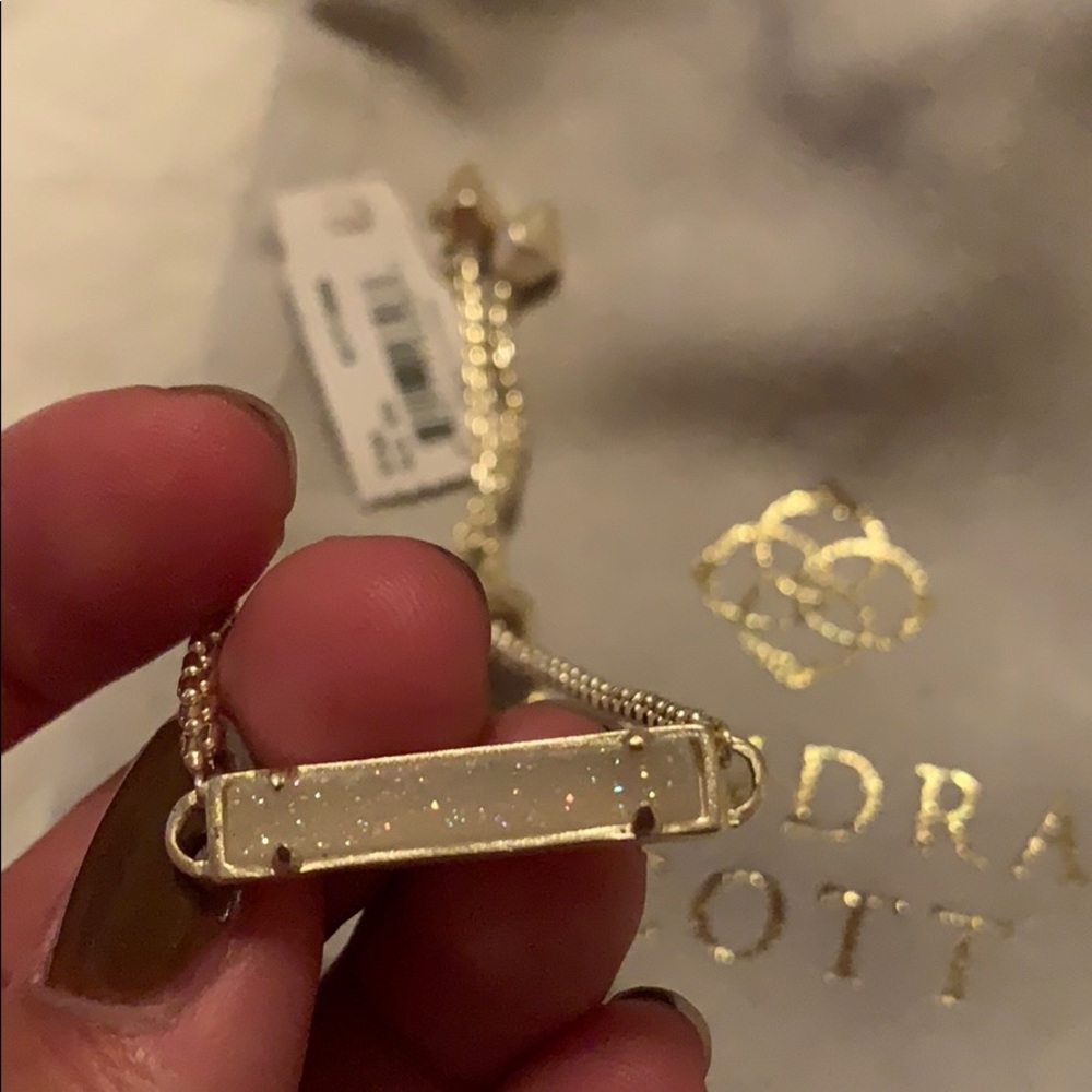 Kendra Scott adjustable chain bracelet. - Picture 2 of 3